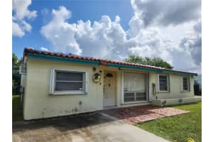 4861 SW 21st St, Fort Lauderdale, FL 33317, Sold 10/05/23
