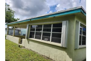 4861 SW 21st St, Fort Lauderdale, FL 33317, Sold 10/05/23