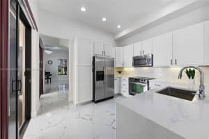 8352 NW 39th Ct, Pembroke Pines, FL 33024, Sold 04/15/24