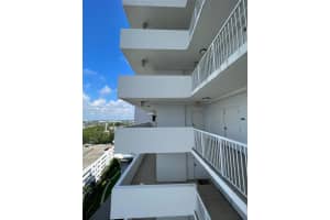 14951 Royal Oaks Ln APT 1708, North Miami, FL 33181, Sold 12/06/23