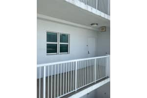 14951 Royal Oaks Ln APT 1708, North Miami, FL 33181, Sold 12/06/23