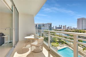 2950 NE 188th St APT 440, Aventura, FL 33180, Sold 11/14/23