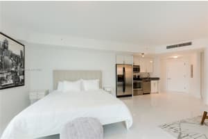 1900 N Bayshore Dr APT 3905, Miami, FL 33132, Sold 11/13/23