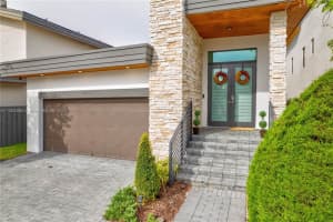 7646 NW 103rd Pl, Doral, FL 33178, Sold 12/13/23