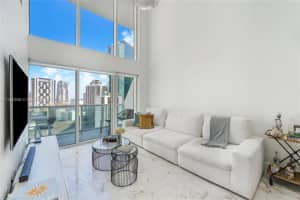 41 SE 5th St APT 1409, Miami, FL 33131, Sold 12/20/23