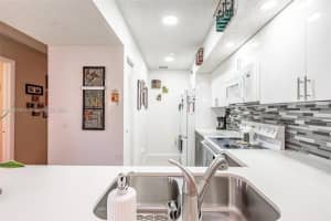 18880 NW 57th Ave APT 305, Hialeah, FL 33015, Sold 10/06/23