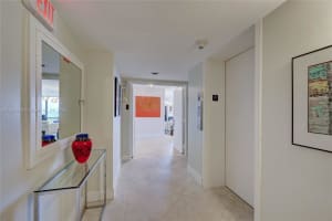 936 Intracoastal Dr #21a, Fort Lauderdale, FL 33304, Sold 12/13/23