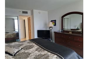 100 Bayview Dr APT 1130, Sunny Isles Beach, FL 33160, Sold 11/14/23