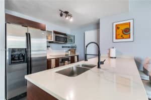1900 N Bayshore Dr APT 3819, Miami, FL 33132, Sold 11/14/23