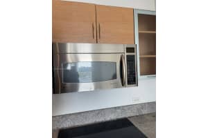 2775 NE 187th St APT 610, Aventura, FL 33180, Sold 11/27/23