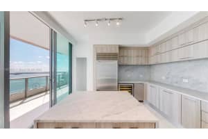 900 Biscayne Bay, 900 Biscayne Blvd, Miami, FL 33132, Sold 10/27/23