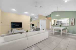 5201 SW 31st Ave APT 173, Fort Lauderdale, FL 33312, Sold 11/13/23