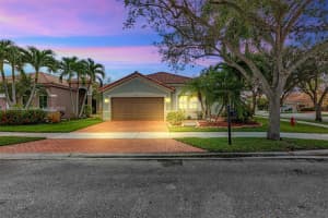 814 Kapok Way, Weston, FL 33327, Sold 12/15/23