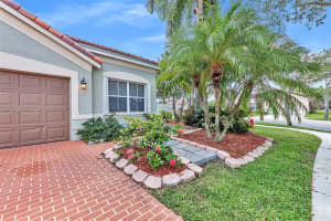 814 Kapok Way, Weston, FL 33327, Sold 12/15/23