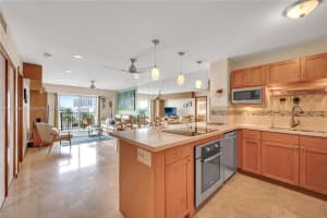 1000 Michigan Ave APT 606, Miami Beach, FL 33139, Sold 10/31/23