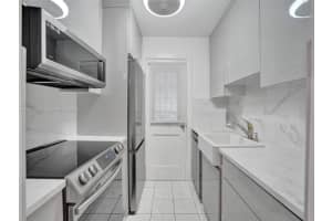 1395 NE 167th St APT 108, Miami, FL 33162, Sold 04/09/24