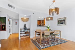 520 Brickell Key Dr APT A702, Miami, FL 33131, Sold 01/19/24
