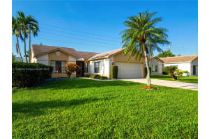 10620 NW 70th St, Tamarac, FL 33321, Sold 11/01/23