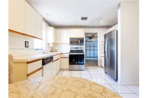 10620 NW 70th St, Tamarac, FL 33321, Sold 11/01/23