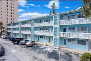 455 Golden Isles Dr APT 308, Hallandale Beach, FL 33009, Sold 01/19/24