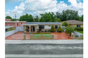 925 E 29th St, Hialeah, FL 33013, - MLS#A11454406