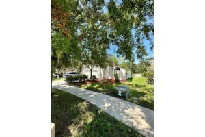 2217 Roanoke Springs Dr, Ruskin, FL 33570, Sold 01/25/24