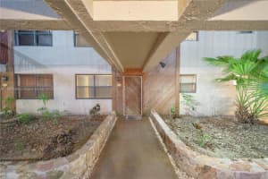 601 Ives Dairy Rd Apt 103-8, Miami, FL 33179, Sold 05/22/24