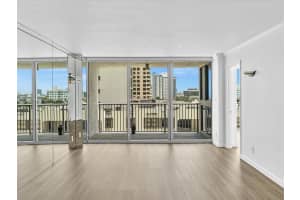 2655 Collins Avenue, Miami Beach, FL 33140 - MLS#A11454643