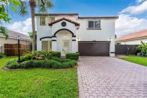 16456 SW 76th St, Miami, FL 33193, Sold 11/02/23