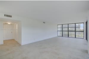 400 Leslie Dr APT 531, Hallandale Beach, FL 33009, Sold 11/30/23