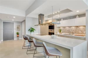 17301 Biscayne Blvd APT 1206, Aventura, FL 33160, Sold 01/16/24