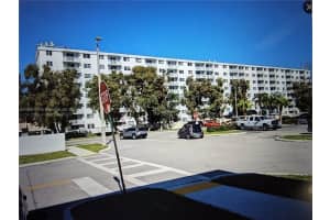 1251 NE 108th St APT 104, Miami, FL 33161, Sold 01/31/24
