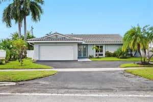 21100 Highland Lakes Blvd, Miami, FL 33179, Sold 04/05/24