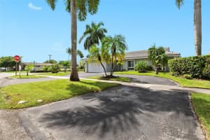 21100 Highland Lakes Blvd, Miami, FL 33179, Sold 04/05/24