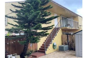 15410 SW 82nd Ln APT 825, Miami, FL 33193, Sold 11/01/23