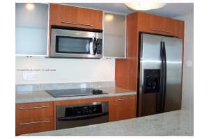 185 SW 7th St APT 2301, Miami, FL 33130, Sold 11/13/23