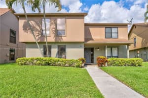 414 Sandtree Dr, Palm Beach Gardens, FL 33403, Sold 10/30/23