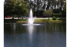 100 NW 76th Ave Apt 409-2, Plantation, FL 33324, Sold 12/28/23