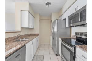 1155 Brickell Bay Dr APT 1905, Miami, FL 33131, Sold 12/14/23