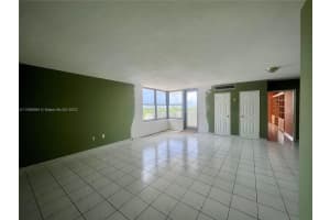 2899 Collins Ave APT 1212, Miami Beach, FL 33140, Sold 06/06/24