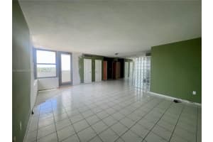 2899 Collins Ave APT 1212, Miami Beach, FL 33140, Sold 06/06/24