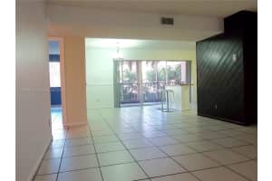 17000 NW 67th Ave APT 212, Hialeah, FL 33015, Sold 10/27/23