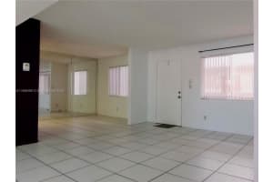 17000 NW 67th Ave APT 212, Hialeah, FL 33015, Sold 10/27/23