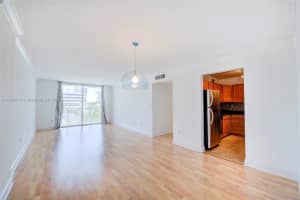 1605 Bay Rd APT 408, Miami Beach, FL 33139, Sold 06/03/24
