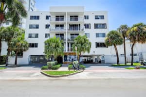 1605 Bay Rd APT 408, Miami Beach, FL 33139, Sold 06/03/24