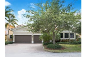 7974 SW 194th St, Cutler Bay, FL 33157, Sold 02/02/24