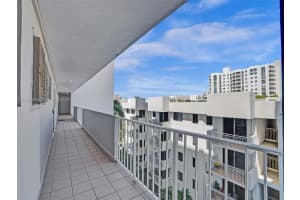 1331 Lincoln Rd APT 603, Miami Beach, FL 33139, Sold 02/16/24