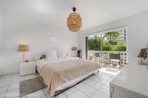 1698 Jefferson Ave APT 6, Miami Beach, FL 33139, Sold 04/19/24