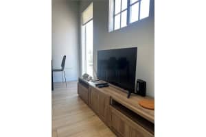 700 16th St Apt 202, Miami Beach, FL 33139, Sold 04/05/24