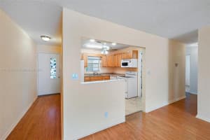 10789 N Military Trl APT 2, Palm Beach Gardens, FL 33410, Sold 11/08/23